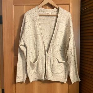 Universal Threads- oversized “grandpa” cardigan sweater- Oatmeal (M)
